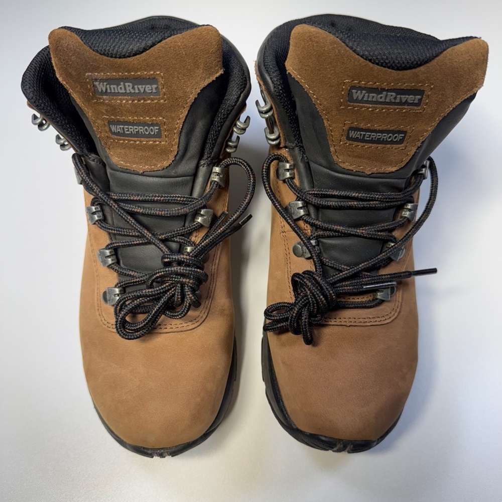 Wind River Hiking Boots.  waterproof.  Womens size 7 (small fit)